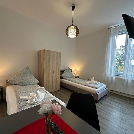 Comfortable Hostel In Wesseling Esterno foto