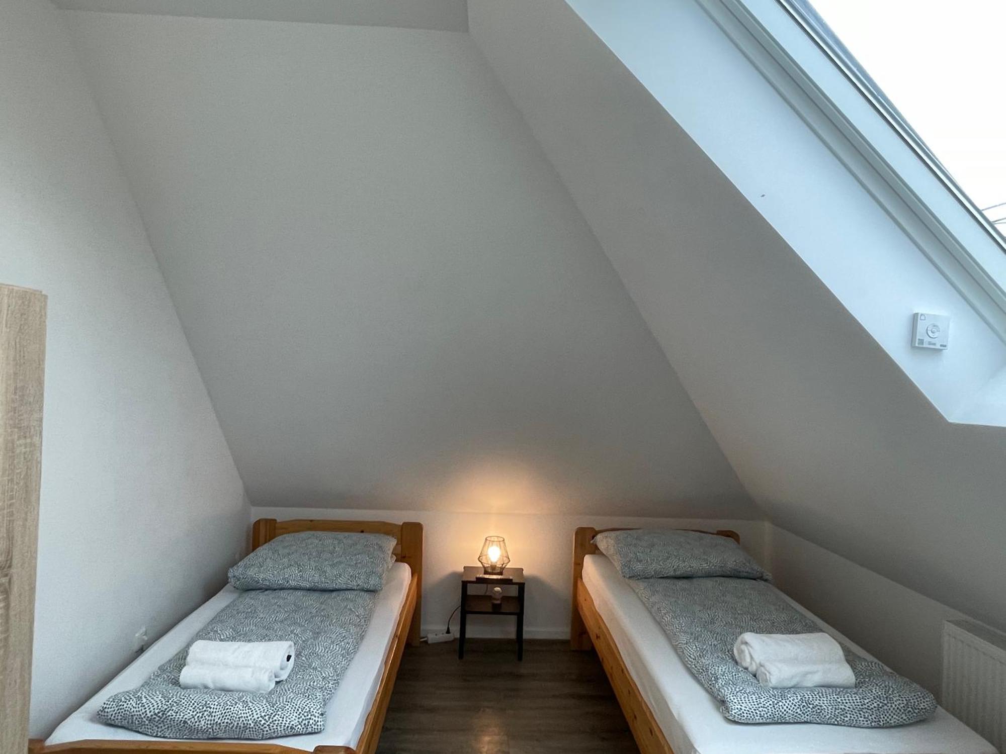 Comfortable Hostel In Wesseling Esterno foto