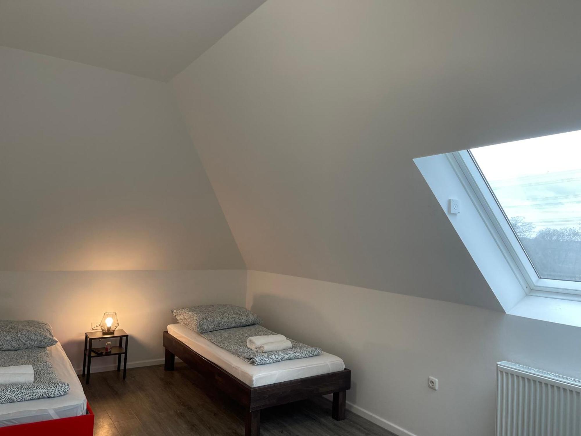 Comfortable Hostel In Wesseling Esterno foto