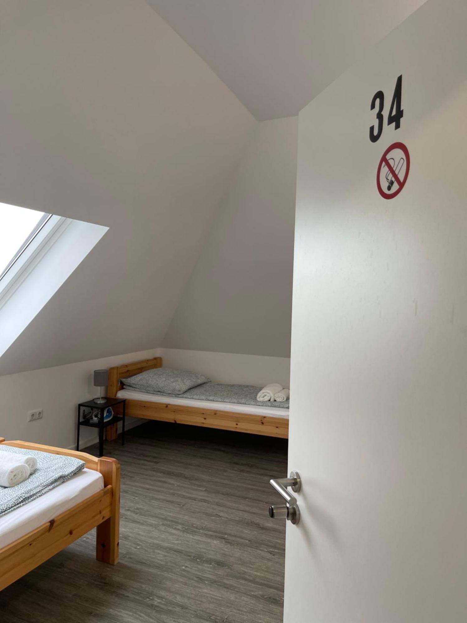 Comfortable Hostel In Wesseling Esterno foto