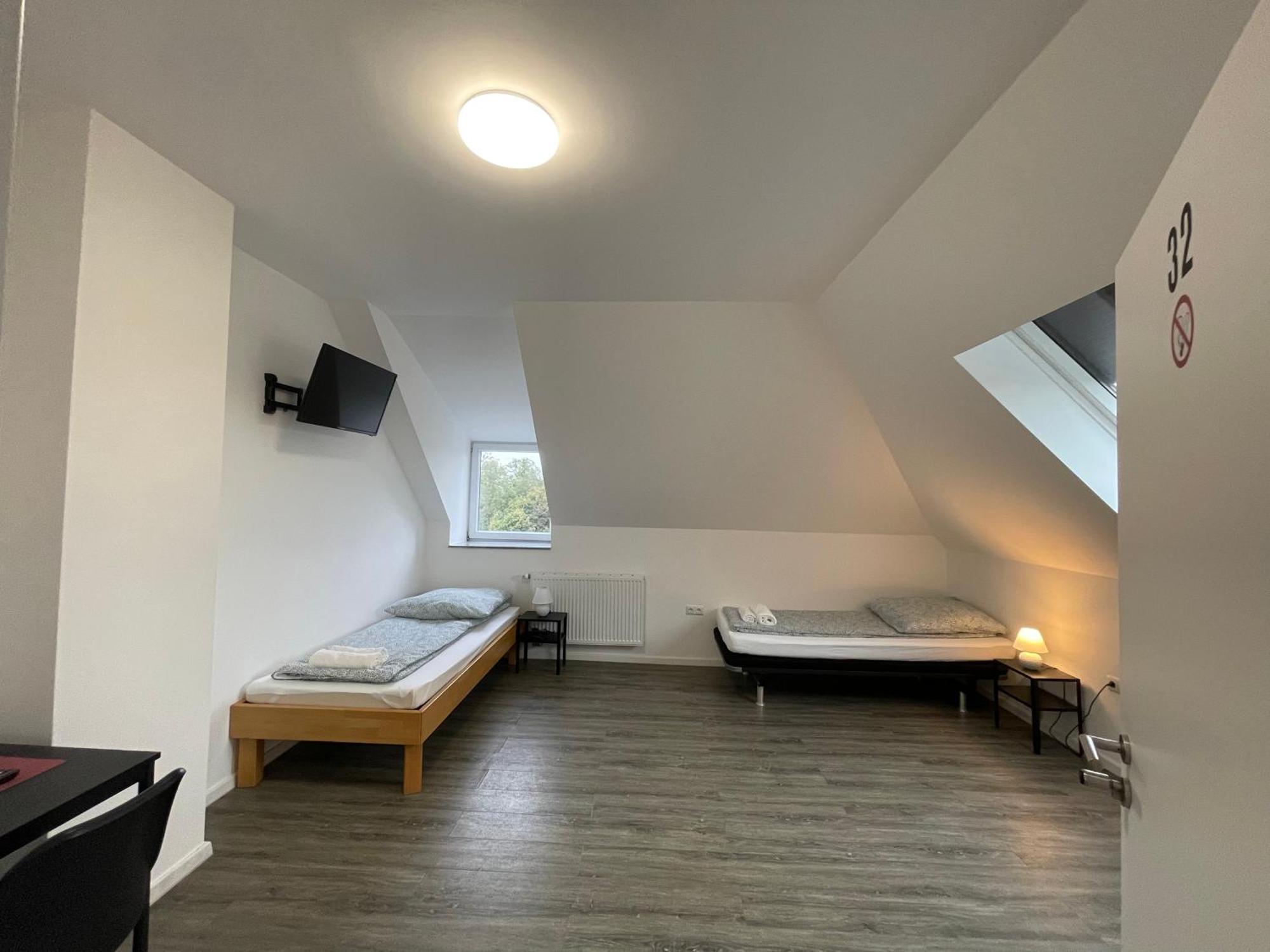 Comfortable Hostel In Wesseling Esterno foto