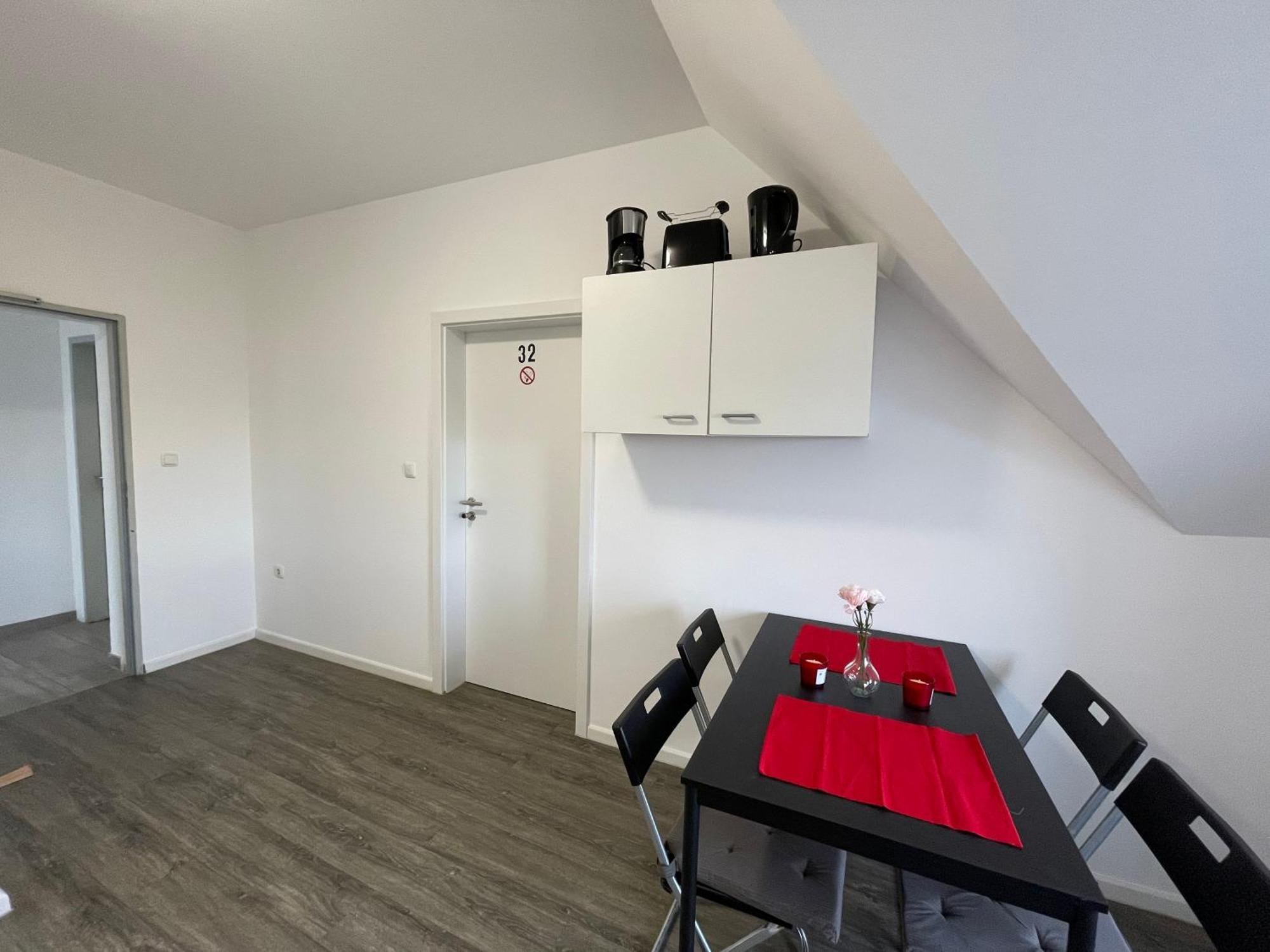 Comfortable Hostel In Wesseling Esterno foto