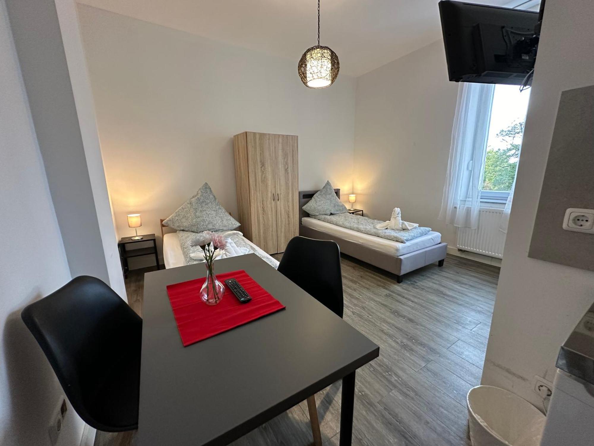 Comfortable Hostel In Wesseling Esterno foto