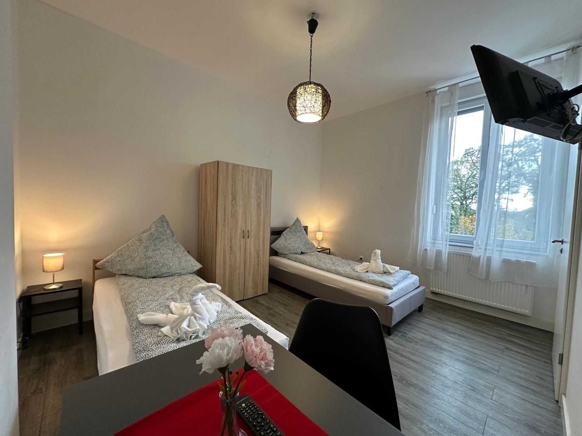 Comfortable Hostel In Wesseling Esterno foto