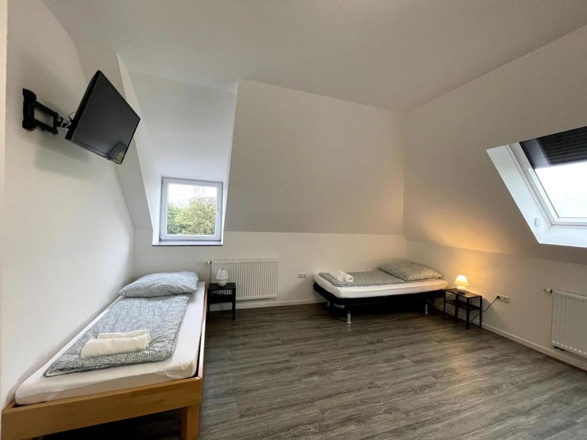 Comfortable Hostel In Wesseling Esterno foto